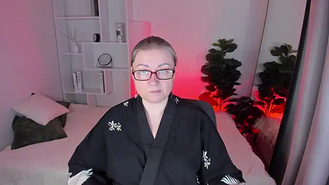 AlexandraKind online show from March 22, 8:34 pm