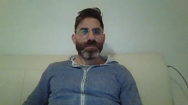 alcatraz009 online show from December 4, 2:42 am