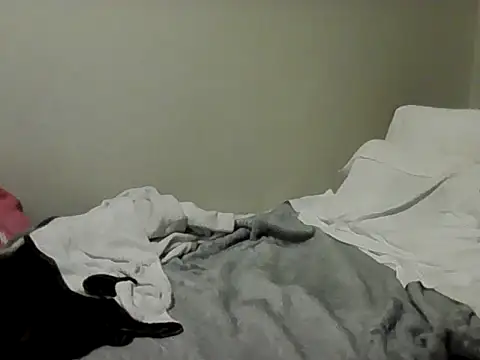 housewife shantie online show from November 7, 1:49 am