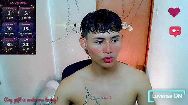 Snapshot of tanjiro_cute chatting on October 2, 9:49 am tanjiro cute online show from October 2, 9:49 am