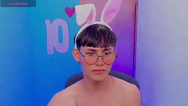 tanjiro cute online show from May 13, 2:53 am