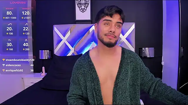 Snapshot of Tommidubois chatting on February 19, 9:17 am Tommidubois online show from February 19, 9:17 am