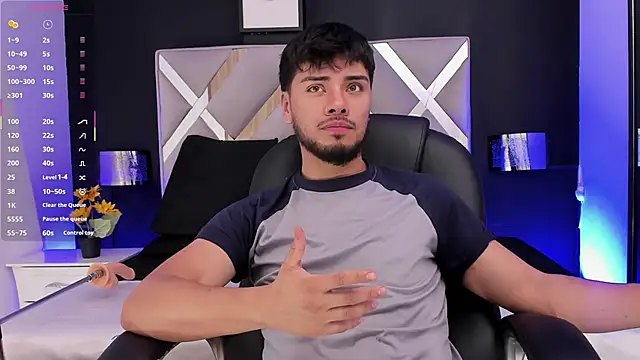 Snapshot of Tommidubois chatting on March 11, 3:26 am Tommidubois online show from March 11, 3:26 am