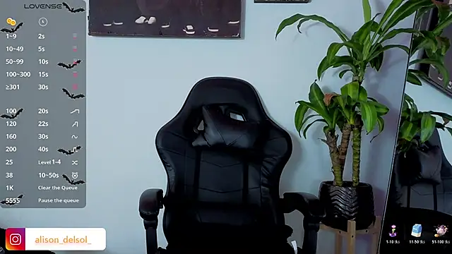 Alisson Wynter online show from November 9, 4:11 am