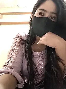 Magical Girl- online show from November 5, 3:39 am