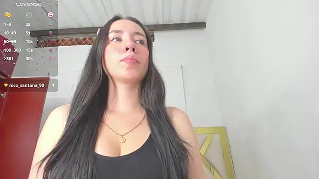 Snapshot of rousee_yareldss chatting on February 4, 6:04 am rousee yareldss online show from February 4, 6:04 am