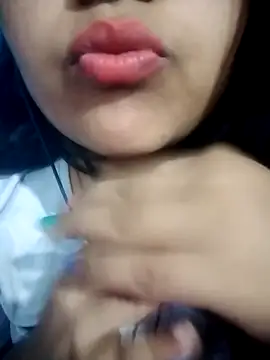 Love-Veronica online show from March 25, 9:37 am