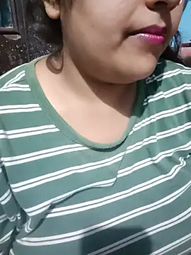 Love-Veronica online show from June 3, 6:13 pm