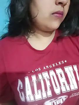 Love-Veronica online show from June 12, 1:43 pm