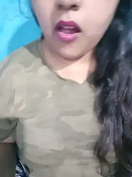 Love-Veronica online show from August 5, 1:36 pm