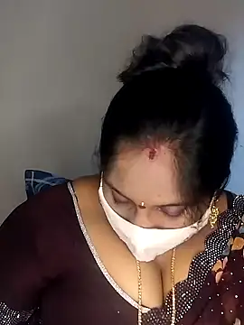 Sexy Radhikaa online show from February 27, 9:22 am