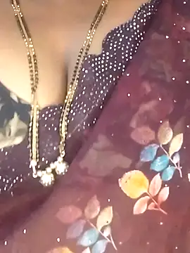 Sexy Radhikaa online show from November 29, 1:41 am