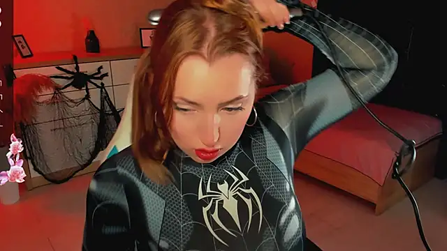 Snapshot of Jenny_Luvv chatting on October 20, 8:15 am Jenny Luvv online show from October 20, 8:15 am