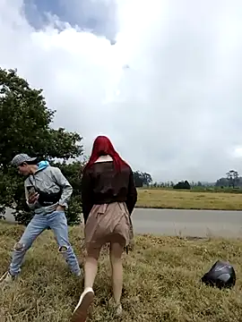 Snapshot of laura_arias018 chatting on October 10, 6:07 pm laura arias018 online show from October 10, 6:07 pm