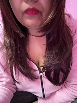  nishalove19 online show from February 6, 7:18 pm