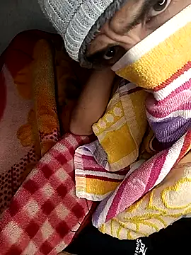 Snapshot of cutegirl30 chatting on December 6, 8:51 pm cutegirl30 online show from December 6, 8:51 pm