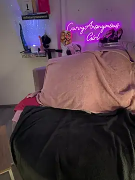 Snapshot of CurvyAnonymousGirl89 chatting on February 17, 5:41 pm CurvyAnonymousGirl89 online show from February 17, 5:41 pm
