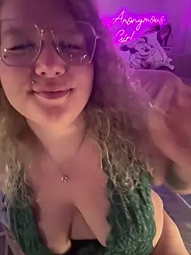 Snapshot of CurvyAnonymousGirl89 chatting on March 3, 4:57 pm CurvyAnonymousGirl89 online show from March 3, 4:57 pm