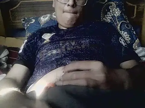 Snapshot of fandelosculos123 chatting on March 13, 3:40 pm fandelosculos123 online show from March 13, 3:40 pm