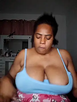 Snapshot of GoddessCarrie chatting on December 20, 3:24 am GoddessCarrie online show from December 20, 3:24 am