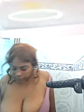 Snapshot of GoddessCarrie chatting on January 6, 2:59 am GoddessCarrie online show from January 6, 2:59 am