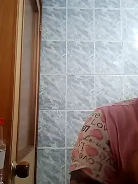 Naomy veracruz  online show from June 20, 1:25 pm