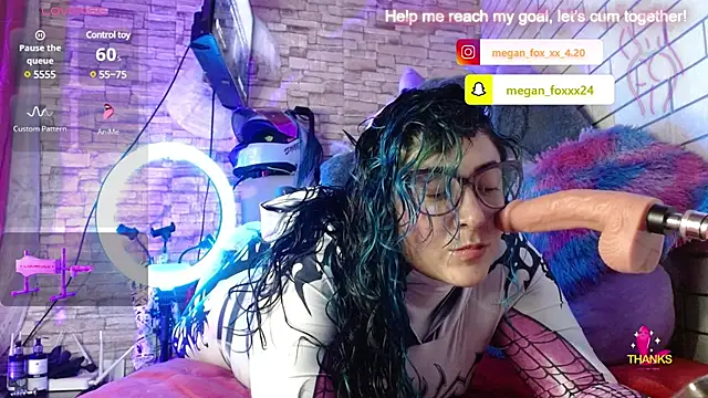 Snapshot of Meg4n_420 chatting on March 13, 1:54 am Meg4n 420 online show from March 13, 1:54 am