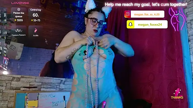 Snapshot of Meg4n_420 chatting on March 20, 4:29 am Meg4n 420 online show from March 20, 4:29 am
