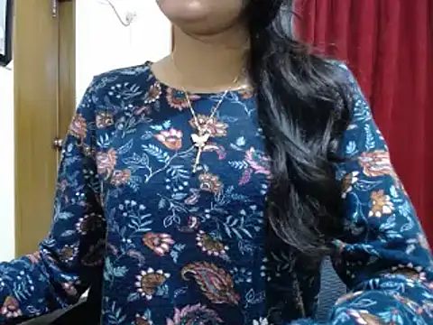taisina online show from February 6, 7:51 pm