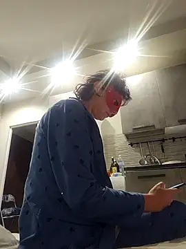 Snapshot of Vagabondainnamorata chatting on October 1, 4:29 am Vagabondainnamorata online show from October 1, 4:29 am