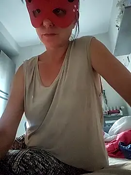 Snapshot of Vagabondainnamorata chatting on October 2, 4:25 pm Vagabondainnamorata online show from October 2, 4:25 pm