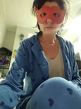 Snapshot of Vagabondainnamorata chatting on October 8, 4:21 am Vagabondainnamorata online show from October 8, 4:21 am