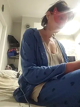 Snapshot of Vagabondainnamorata chatting on October 19, 5:41 am Vagabondainnamorata online show from October 19, 5:41 am