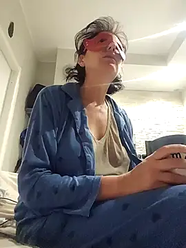 Snapshot of Vagabondainnamorata chatting on November 7, 4:56 am Vagabondainnamorata online show from November 7, 4:56 am