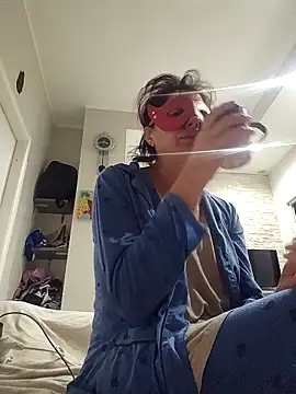 Snapshot of Vagabondainnamorata chatting on November 8, 5:18 am Vagabondainnamorata online show from November 8, 5:18 am