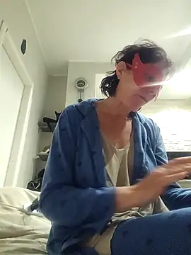 Snapshot of Vagabondainnamorata chatting on November 18, 4:50 am Vagabondainnamorata online show from November 18, 4:50 am