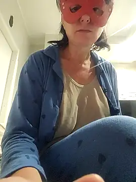 Snapshot of Vagabondainnamorata chatting on November 20, 3:50 am Vagabondainnamorata online show from November 20, 3:50 am