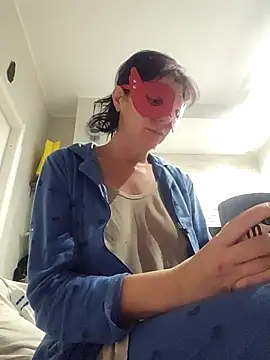 Snapshot of Vagabondainnamorata chatting on November 27, 3:30 am Vagabondainnamorata online show from November 27, 3:30 am