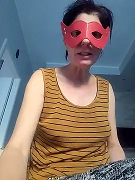 Snapshot of Vagabondainnamorata chatting on January 6, 8:18 am Vagabondainnamorata online show from January 6, 8:18 am