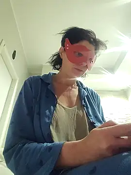 Snapshot of Vagabondainnamorata chatting on January 8, 3:42 am Vagabondainnamorata online show from January 8, 3:42 am