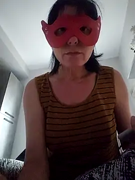 Snapshot of Vagabondainnamorata chatting on February 2, 1:21 pm Vagabondainnamorata online show from February 2, 1:21 pm