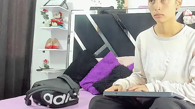 abby eemily online show from October 9, 12:03 pm