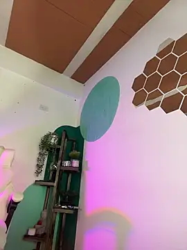 LollaByer online show from January 11, 9:09 pm