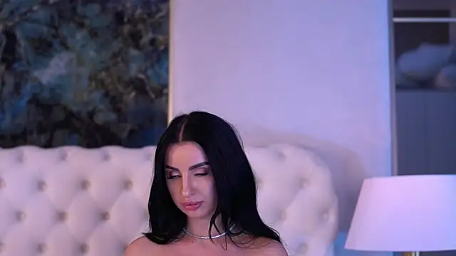 IsabelleHunt online show from January 13, 2:53 pm