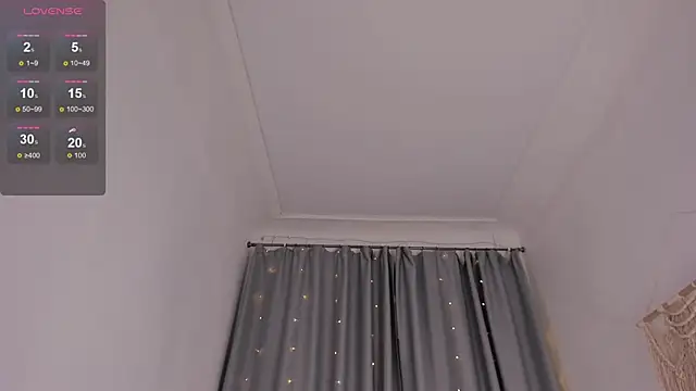 Snapshot of Kleo_Godde chatting on January 12, 12:12 pm Kleo Godde online show from January 12, 12:12 pm