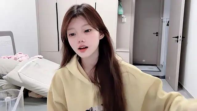 Snapshot of yangyang-1115 chatting on September 26, 5:00 am yangyang-1115 online show from September 26, 5:00 am