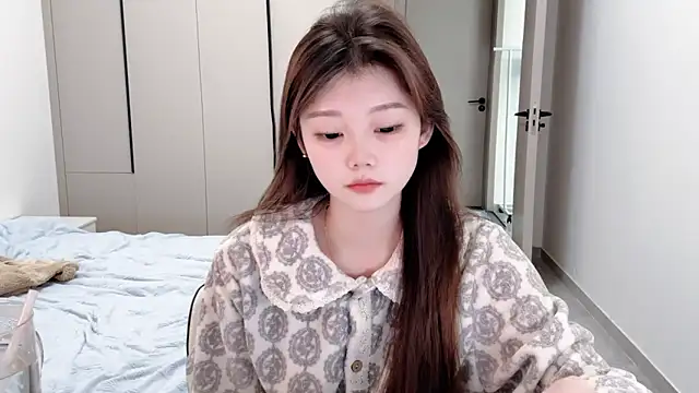 Snapshot of yangyang-1115 chatting on October 22, 5:08 am yangyang-1115 online show from October 22, 5:08 am