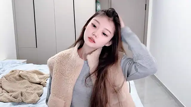 Snapshot of yangyang-1115 chatting on October 23, 4:56 am yangyang-1115 online show from October 23, 4:56 am