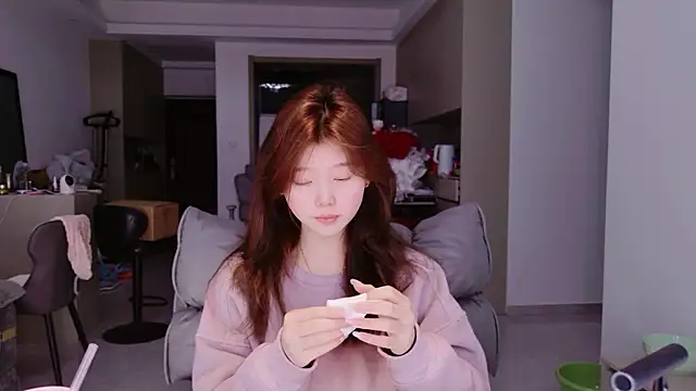 Snapshot of yangyang-1115 chatting on February 15, 5:48 am yangyang-1115 online show from February 15, 5:48 am