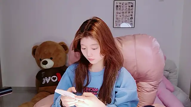 Snapshot of yangyang-1115 chatting on April 14, 4:07 am yangyang-1115 online show from April 14, 4:07 am